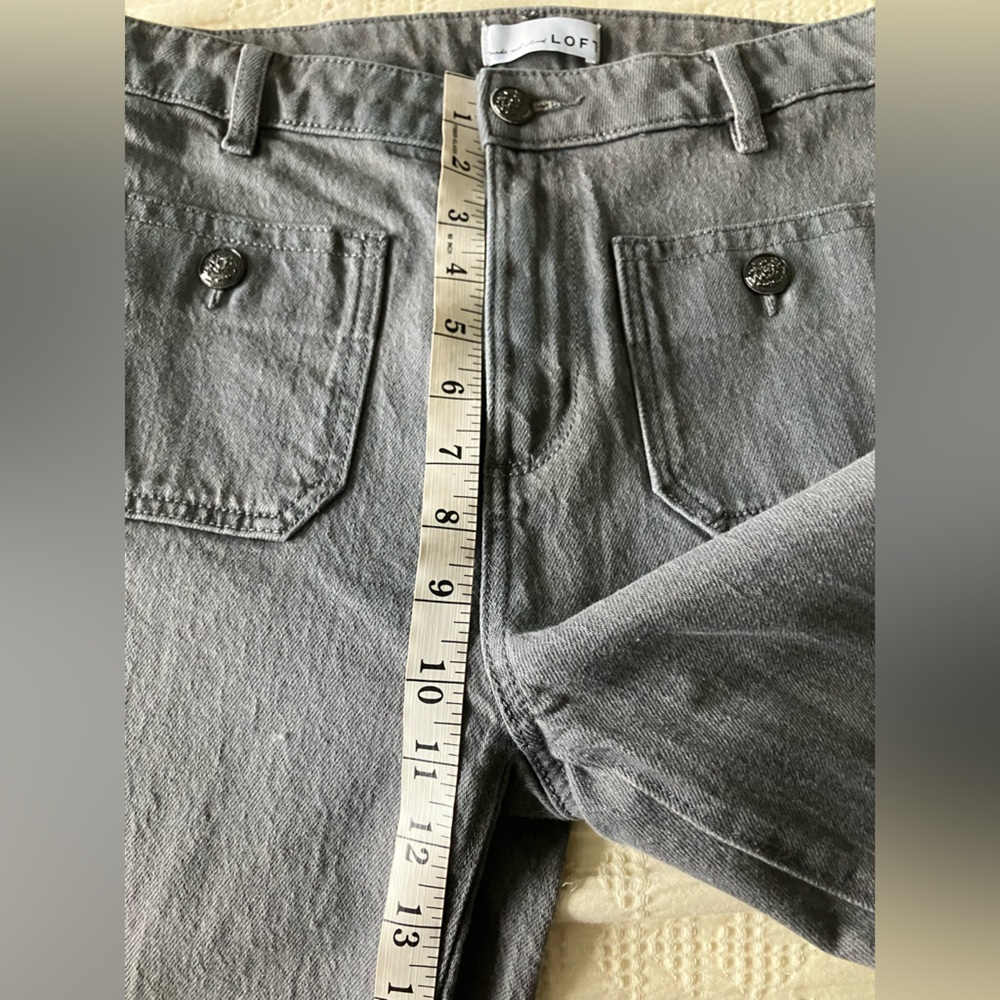 LOFT Grey Kick Crop High Rise Sailor Pocket Jeans Size 4 (Measures like a 10) - Picture 9 of 13